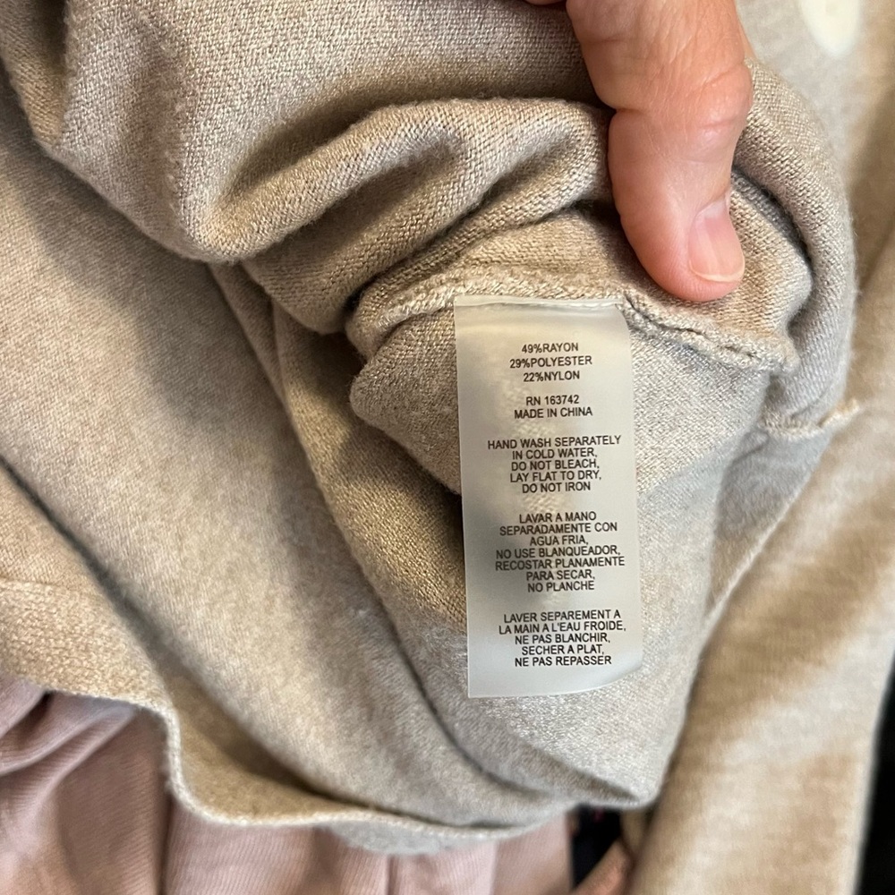 Aeda Tan Sweater with Floral Design - Picture 6 of 6